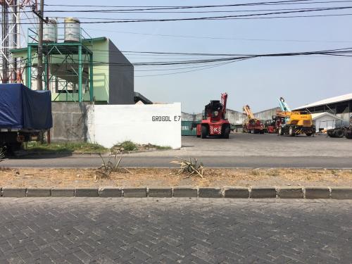 PT. Suri Mulia Permai berlokasi di Jl. Pergudangan Suri Mulia, Kecamatan Asemrowo, Kota Surabaya, Provinsi Jawa Timur. Warehouse ini memiliki luas area sekitar...