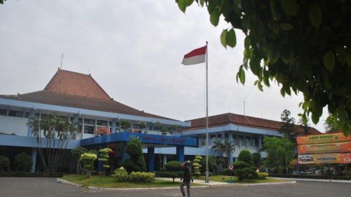 Surakarta Mental Hospital, Hospital | We provide Indonesia infrastructure map on various property sectors and data. Access property listings, infrastructure developments, news, and valuable transaction data for informed decisions.