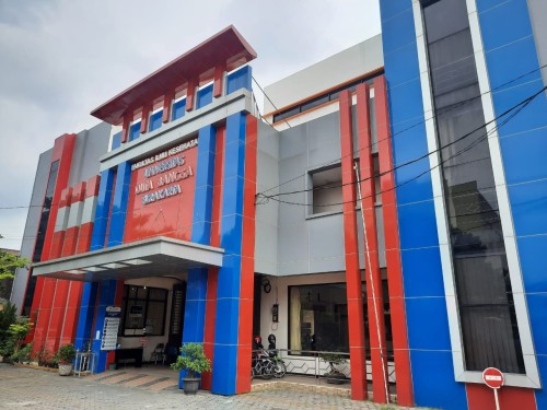 Duta Bangsa University Surakarta, University | We provide Indonesia infrastructure map on various property sectors and data. Access property listings, infrastructure developments, news, and valuable transaction data for informed decisions.