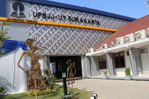 Terbuka Surakarta University, University | We provide Indonesia infrastructure map on various property sectors and data. Access property listings, infrastructure developments, news, and valuable transaction data for informed decisions.