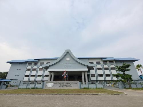 Cinta Kasih Tzu Chi Junior High School, Private School | We provide Indonesia infrastructure map on various property sectors and data. Access property listings, infrastructure developments, news, and valuable transaction data for informed decisions.
