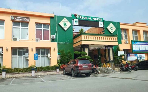 Mohammad Natsir Regional Public Hospital, Hospital | We provide Indonesia infrastructure map on various property sectors and data. Access property listings, infrastructure developments, news, and valuable transaction data for informed decisions.