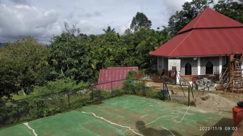 Golden Madani Plus High School, Private School | We provide Indonesia infrastructure map on various property sectors and data. Access property listings, infrastructure developments, news, and valuable transaction data for informed decisions.