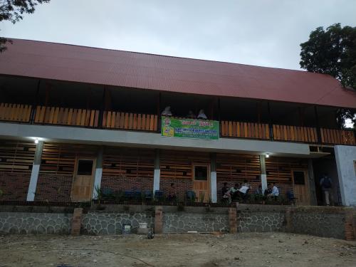 Golden School Nature Integrated Islamic Junior High School, Private School | We provide Indonesia infrastructure map on various property sectors and data. Access property listings, infrastructure developments, news, and valuable transaction data for informed decisions.