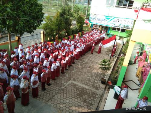 Iqra Integrated Islamic Elementary School, Private School | We provide Indonesia infrastructure map on various property sectors and data. Access property listings, infrastructure developments, news, and valuable transaction data for informed decisions.