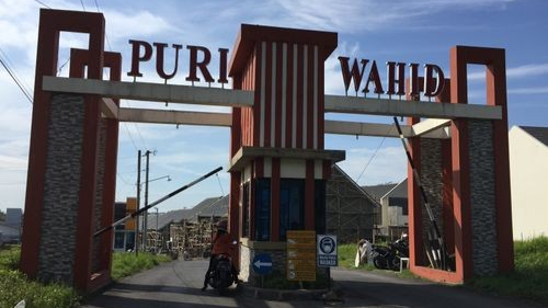 Puri Wahid Regency, residential commercial for lease sale, dijual disewakan, PT Putra Wahid Pratama | We provide Indonesia infrastructure map on various property sectors and data. Access property listings, infrastructure developments, news, and valuable transaction data for informed decisions.