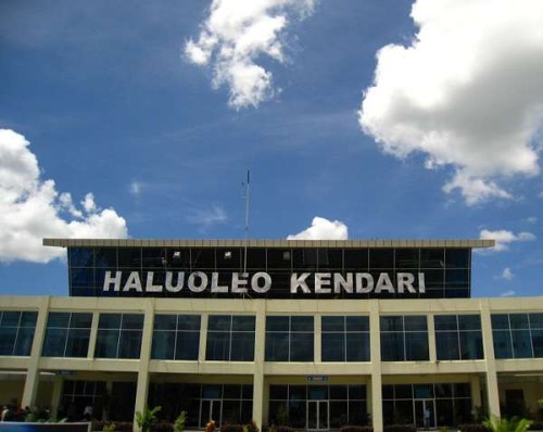 Haluoleo Airport, Airport, Government | We provide Indonesia infrastructure map on various property sectors and data. Access property listings, infrastructure developments, news, and valuable transaction data for informed decisions.