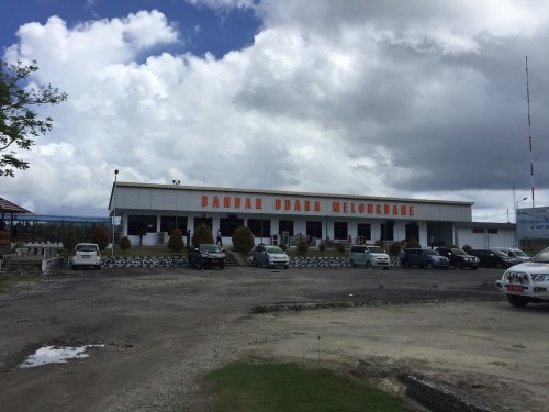 Melangguane Airport, Airport, Government | We provide Indonesia infrastructure map on various property sectors and data. Access property listings, infrastructure developments, news, and valuable transaction data for informed decisions.