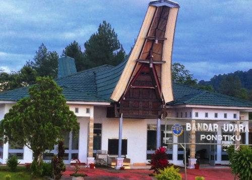 Pongtiku Airport, Airport, Government | We provide Indonesia infrastructure map on various property sectors and data. Access property listings, infrastructure developments, news, and valuable transaction data for informed decisions.