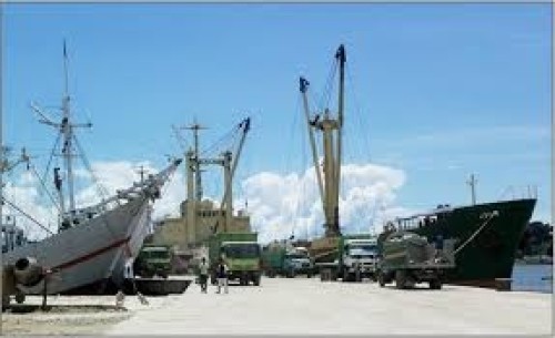 Port of Kendari, Seaport, Pelabuhan Indonesia IV | We provide Indonesia infrastructure map on various property sectors and data. Access property listings, infrastructure developments, news, and valuable transaction data for informed decisions.