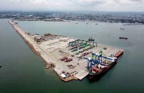 Port of Makassar, Seaport, Pelabuhan Indonesia IV | We provide Indonesia infrastructure map on various property sectors and data. Access property listings, infrastructure developments, news, and valuable transaction data for informed decisions.