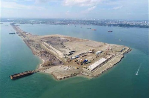 Makassar New Port, Seaport, Pelabuhan Indonesia IV | We provide Indonesia infrastructure map on various property sectors and data. Access property listings, infrastructure developments, news, and valuable transaction data for informed decisions.