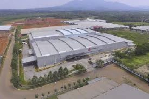 BSB Industrial Park terletak di Mijen, Semarang, Jawa Tengah. Kawasan industri dengan luas sekitar 112 Ha ini dikembangkan oleh PT. Karyadeka Alam Lestari. Bebe...