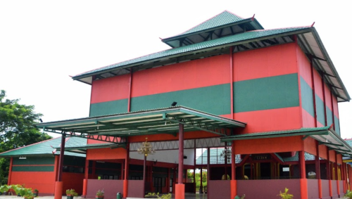 Fastabiqul Khairat High School, Private School | We provide Indonesia infrastructure map on various property sectors and data. Access property listings, infrastructure developments, news, and valuable transaction data for informed decisions.