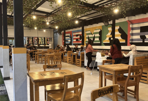 Mie Gacoan Soekarno Hatta Semarang, Stand Alone Retail | We provide Indonesia infrastructure map on various property sectors and data. Access property listings, infrastructure developments, news, and valuable transaction data for informed decisions.