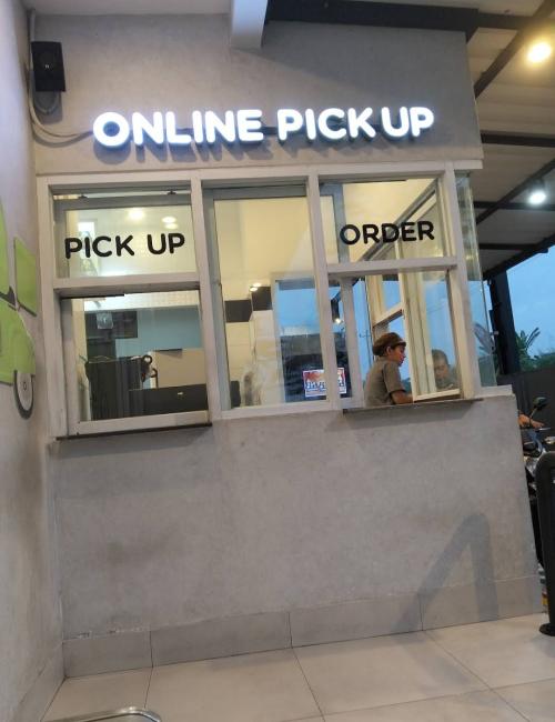 HokBen Ngaliyan Semarang, Stand Alone Retail | We provide Indonesia infrastructure map on various property sectors and data. Access property listings, infrastructure developments, news, and valuable transaction data for informed decisions.