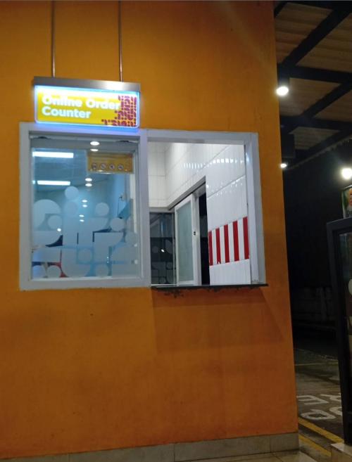 HokBen Srondol Semarang, Stand Alone Retail | We provide Indonesia infrastructure map on various property sectors and data. Access property listings, infrastructure developments, news, and valuable transaction data for informed decisions.
