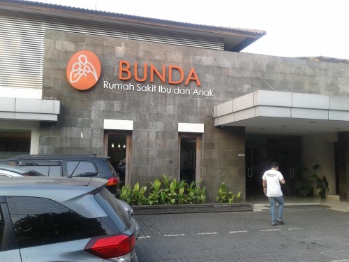 Bunda Mother and Child Hospital Semarang, Hospital | We provide Indonesia infrastructure map on various property sectors and data. Access property listings, infrastructure developments, news, and valuable transaction data for informed decisions.