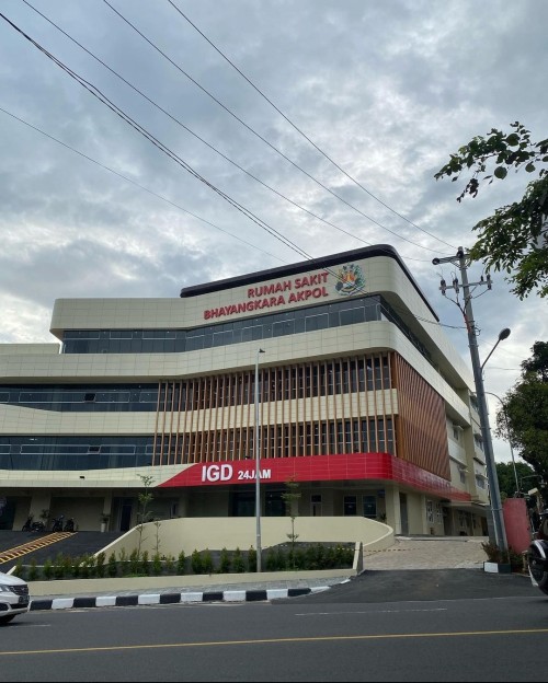 Bhayangkara Police Academy Hospital, Hospital | We provide Indonesia infrastructure map on various property sectors and data. Access property listings, infrastructure developments, news, and valuable transaction data for informed decisions.