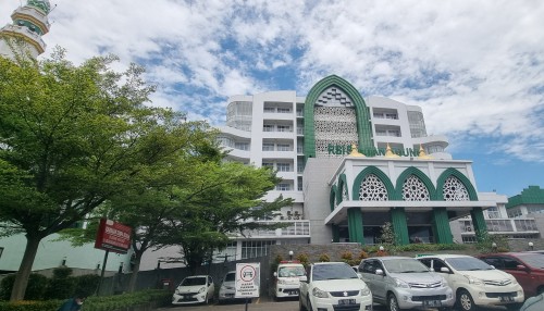 Sultan Agung Hospital, Hospital | We provide Indonesia infrastructure map on various property sectors and data. Access property listings, infrastructure developments, news, and valuable transaction data for informed decisions.