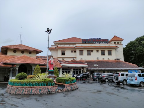 Saint Elizabeth Hospital Semarang, Hospital | We provide Indonesia infrastructure map on various property sectors and data. Access property listings, infrastructure developments, news, and valuable transaction data for informed decisions.