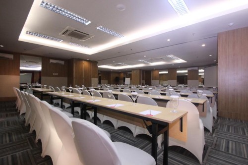 Completed hotel, Metropolitan Golden Management | We provide Indonesia infrastructure map on various property sectors and data. Access property listings, infrastructure developments, news, and valuable transaction data for informed decisions.