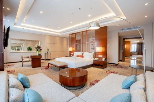 Completed hotel, Gumaya Graha Mulia | We provide Indonesia infrastructure map on various property sectors and data. Access property listings, infrastructure developments, news, and valuable transaction data for informed decisions.