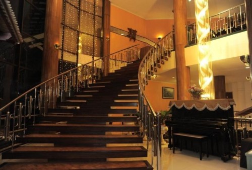 Completed hotel | We provide Indonesia infrastructure map on various property sectors and data. Access property listings, infrastructure developments, news, and valuable transaction data for informed decisions.