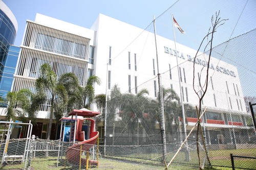 Bina Bangsa School Semarang, International School | We provide Indonesia infrastructure map on various property sectors and data. Access property listings, infrastructure developments, news, and valuable transaction data for informed decisions.
