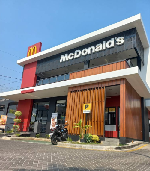 McDonald's Sambiroto Semarang, Stand Alone Retail | We provide Indonesia infrastructure map on various property sectors and data. Access property listings, infrastructure developments, news, and valuable transaction data for informed decisions.