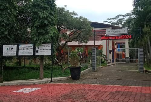 Marsudirini BSB Mijen Elementary School, Private School | We provide Indonesia infrastructure map on various property sectors and data. Access property listings, infrastructure developments, news, and valuable transaction data for informed decisions.