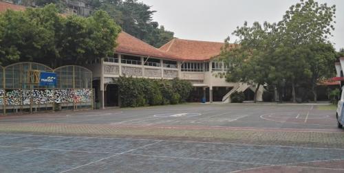Pangudi Luhur Bernardus 01 Elementary School, Private School | We provide Indonesia infrastructure map on various property sectors and data. Access property listings, infrastructure developments, news, and valuable transaction data for informed decisions.
