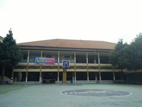 Pangudi Luhur Don Bosco Elementary School, Private School | We provide Indonesia infrastructure map on various property sectors and data. Access property listings, infrastructure developments, news, and valuable transaction data for informed decisions.