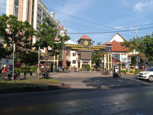 University of Semarang, University | We provide Indonesia infrastructure map on various property sectors and data. Access property listings, infrastructure developments, news, and valuable transaction data for informed decisions.
