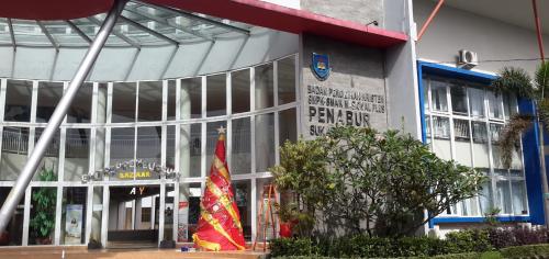BPK Penabur Sukabumi Christian Junior High School, Private School | We provide Indonesia infrastructure map on various property sectors and data. Access property listings, infrastructure developments, news, and valuable transaction data for informed decisions.