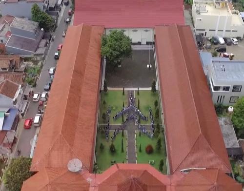Mardi Yuana Sukabumi Senior High School, Private School | We provide Indonesia infrastructure map on various property sectors and data. Access property listings, infrastructure developments, news, and valuable transaction data for informed decisions.
