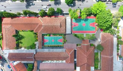 Yuwati Bhakti Senior High School, Private School | We provide Indonesia infrastructure map on various property sectors and data. Access property listings, infrastructure developments, news, and valuable transaction data for informed decisions.