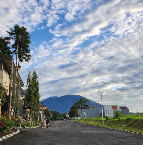 Grand LaPalma Estate, residential commercial for lease sale, dijual disewakan, Mahirland Group | We provide Indonesia infrastructure map on various property sectors and data. Access property listings, infrastructure developments, news, and valuable transaction data for informed decisions.