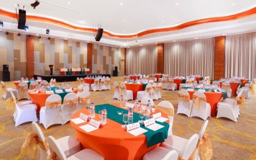 Completed hotel, Tauzia Hotel Management | We provide Indonesia infrastructure map on various property sectors and data. Access property listings, infrastructure developments, news, and valuable transaction data for informed decisions.