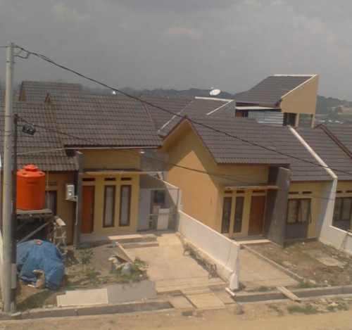 Apel Biru Hills, residential commercial for lease sale, dijual disewakan, PT Apel Biru | We provide Indonesia infrastructure map on various property sectors and data. Access property listings, infrastructure developments, news, and valuable transaction data for informed decisions.