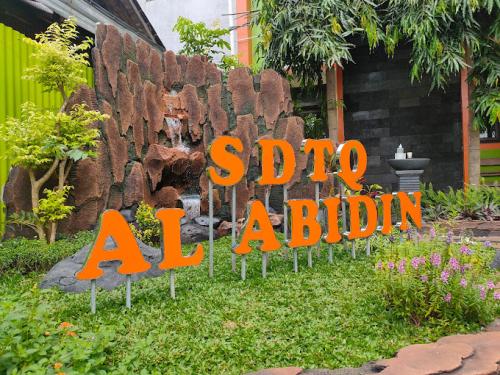 Al Abidin Tahfidzul Quran Primary School, Private School | We provide Indonesia infrastructure map on various property sectors and data. Access property listings, infrastructure developments, news, and valuable transaction data for informed decisions.