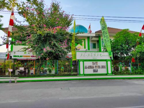 Al Azhar Syifa Budi Kindergarten, Private School | We provide Indonesia infrastructure map on various property sectors and data. Access property listings, infrastructure developments, news, and valuable transaction data for informed decisions.