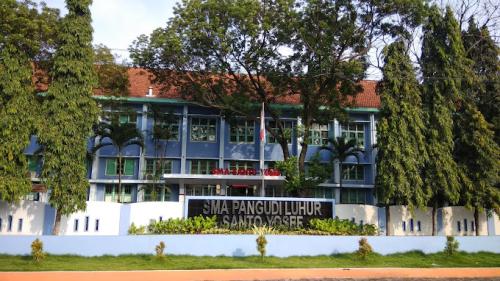 Pangudi Luhur St. Yosef Senior High School, Private School | We provide Indonesia infrastructure map on various property sectors and data. Access property listings, infrastructure developments, news, and valuable transaction data for informed decisions.