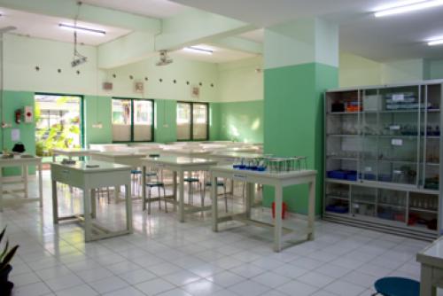 Regina Pacis Senior High School, Private School | We provide Indonesia infrastructure map on various property sectors and data. Access property listings, infrastructure developments, news, and valuable transaction data for informed decisions.
