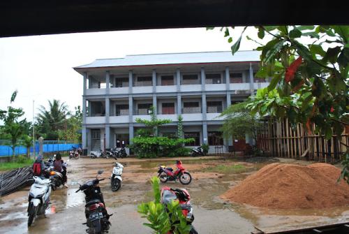 Averos Sorong City Senior High School, Private School | We provide Indonesia infrastructure map on various property sectors and data. Access property listings, infrastructure developments, news, and valuable transaction data for informed decisions.