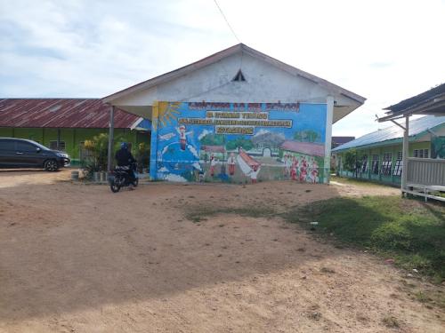 Istianah Sawagumu Integrated Sorong City Elementary School, Private School | We provide Indonesia infrastructure map on various property sectors and data. Access property listings, infrastructure developments, news, and valuable transaction data for informed decisions.