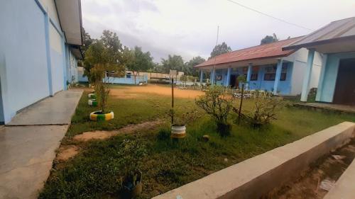 Nusantara Sorong City Junior High School, Private School | We provide Indonesia infrastructure map on various property sectors and data. Access property listings, infrastructure developments, news, and valuable transaction data for informed decisions.