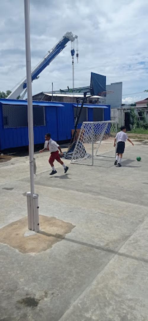 Shine Primary Elementary School, Private School | We provide Indonesia infrastructure map on various property sectors and data. Access property listings, infrastructure developments, news, and valuable transaction data for informed decisions.