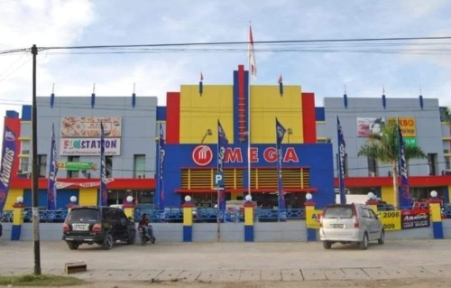 Mega Mall Sorong, Strata Retail, Mega Sorong | We provide Indonesia infrastructure map on various property sectors and data. Access property listings, infrastructure developments, news, and valuable transaction data for informed decisions.
