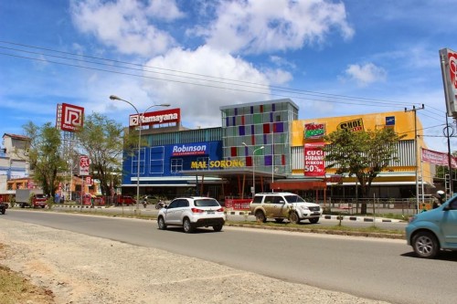 Ramayana Mall Kota Sorong, Strata Retail, PT Ramayana Lestari Sentosa Tbk | We provide Indonesia infrastructure map on various property sectors and data. Access property listings, infrastructure developments, news, and valuable transaction data for informed decisions.